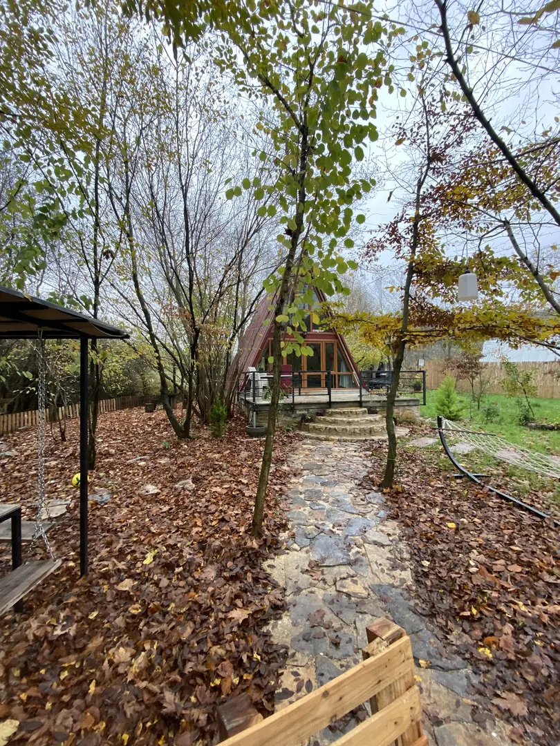 Tiga Sudut Bungalow — İstanbul — küçük resim 3