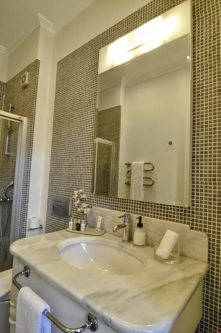 Kar's Otel — Kars — küçük resim 3