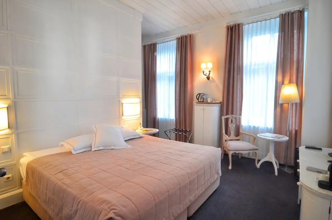 Kar's Otel — Kars — küçük resim 2