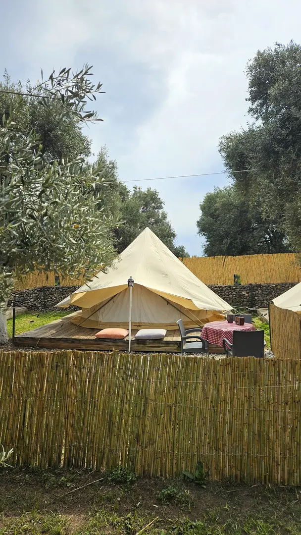Ruina Glamping