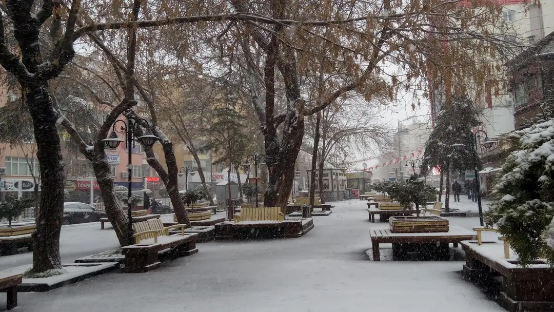 Şadırvan Parkı — Niğde — küçük resim 2