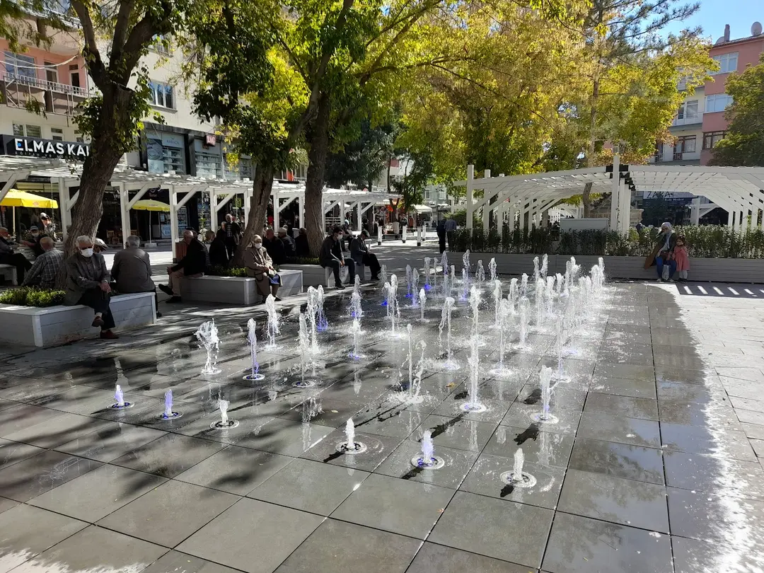Şadırvan Parkı
