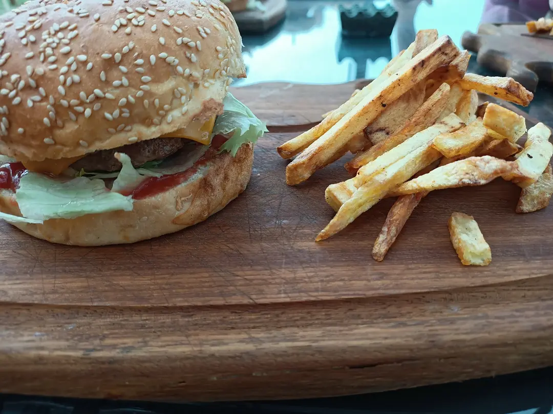Uzunkum Restoran Kamp ve Plaj
