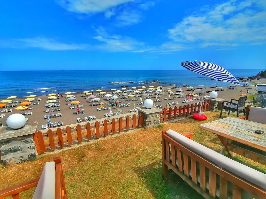 Ristorante Campeggio e Spiaggia Uzunkum — Ordu — küçük resim 2