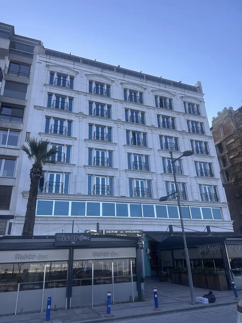 Sosyal tesis — İzmir — küçük resim 9