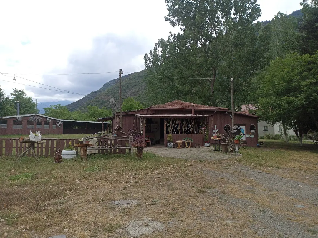 Verizana Restaurant & Camping