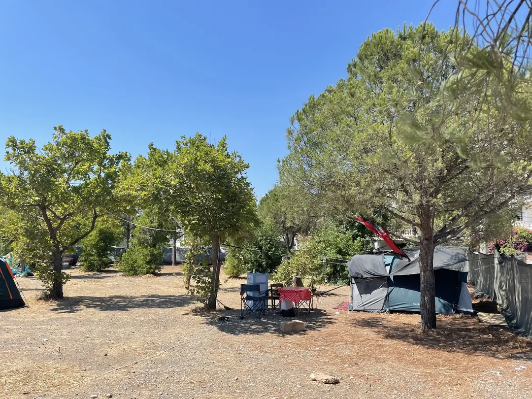 Köpük cadir kamp alanı — İzmir — küçük resim 2