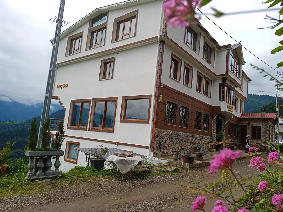 Meşeiçi Camping Alanı — Trabzon — küçük resim 3