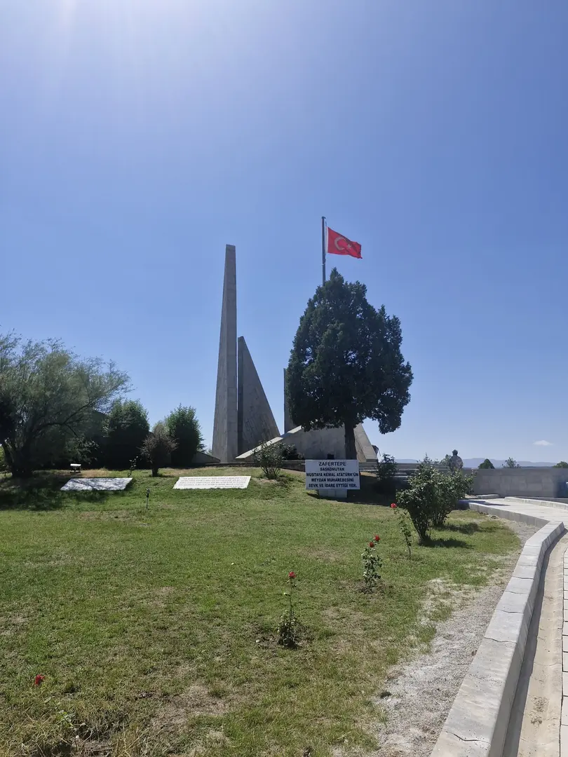 Dumlupınar Martyrs' Caravan and Tent Camping Area — Kütahya — küçük resim 7