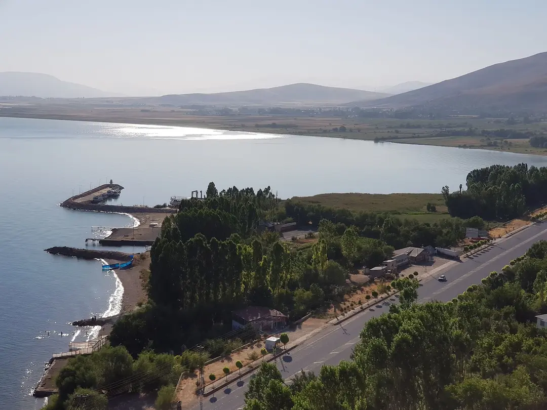 Avaşin Piknik,Kamp ve Çay Bahçesi Alanı — Van — küçük resim 4