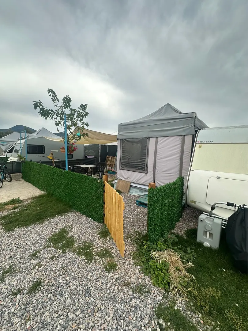 İzmir Karavan Park - İzmir Karavan Parkı - Karavan Park - Balçova Karavan Park - Park Karavana — İzmir — küçük resim 2
