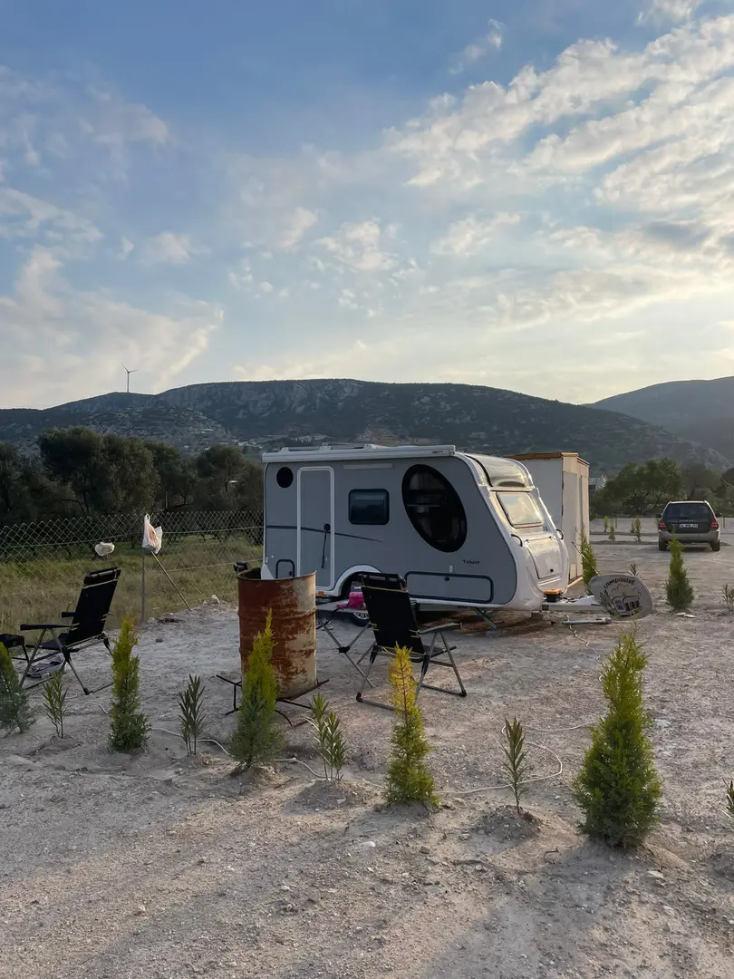 MORS KARAVAN & ÇADIR KAMP ALANI — İzmir — küçük resim 2