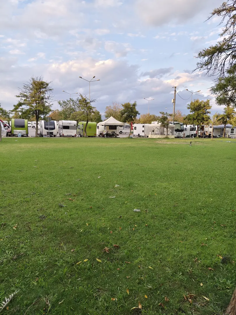 İBB Caravan Park — İzmir — küçük resim 9