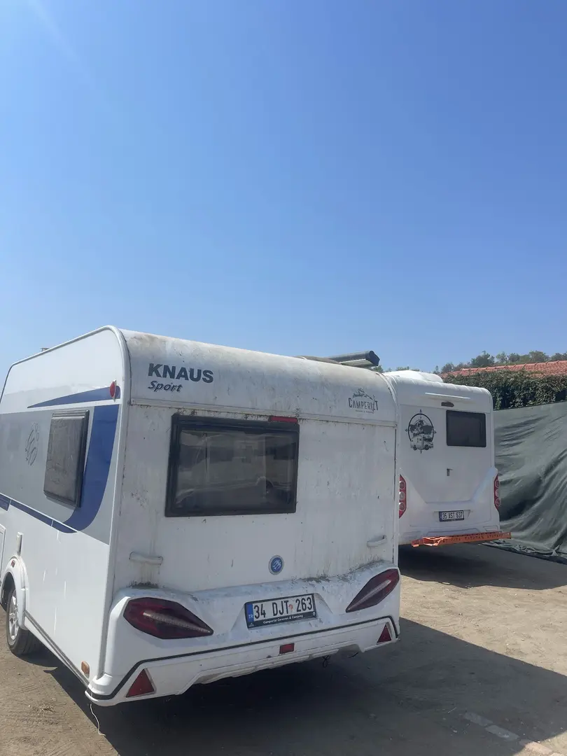 A KARAVAN KAMP, GEAUTHORISEERDE SERVICE, CARAVAN VERKOOPPUNT & EXPERT/CARAVAN SPECIALISTISCH DIENST & GECERTIFICEERDE ONDERHOUDSDIENST — İzmir — küçük resim 8