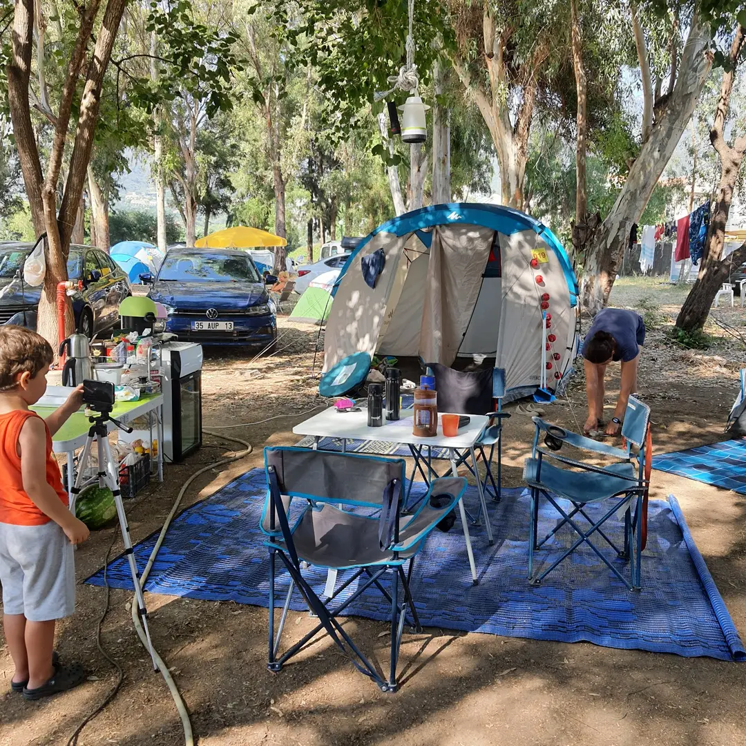 Ücretsiz Kamp Alanı — İzmir — küçük resim 8