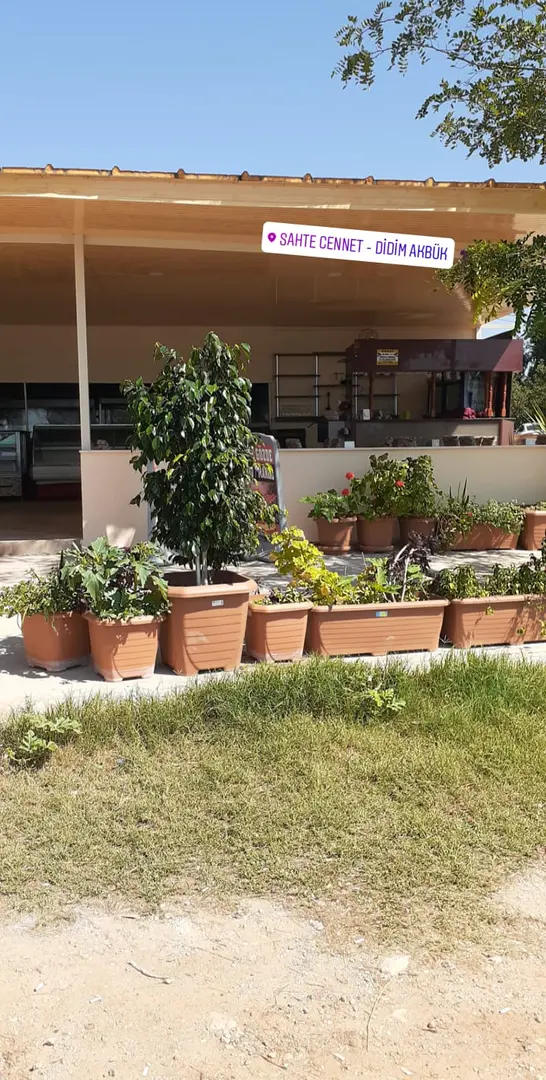 Tuğrul Cafe&kamp alanı