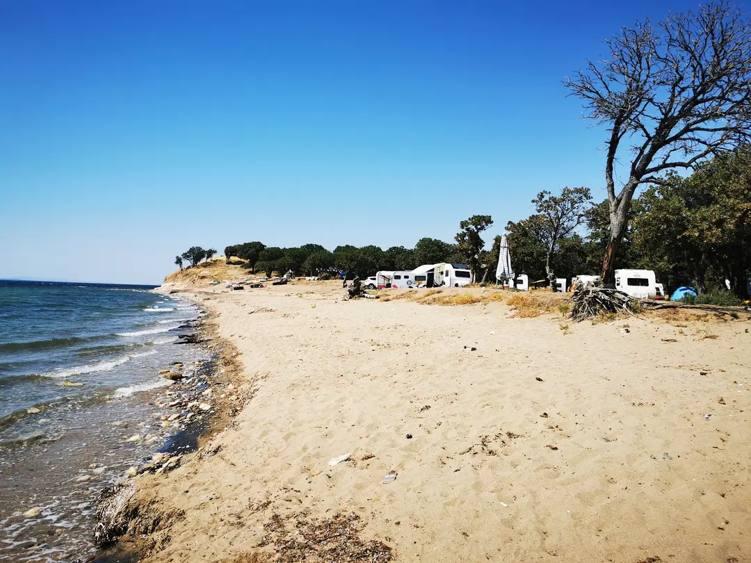 Geyikli yeni sahil ücretsiz kamp-karavan alanı — Çanakkale — küçük resim 3