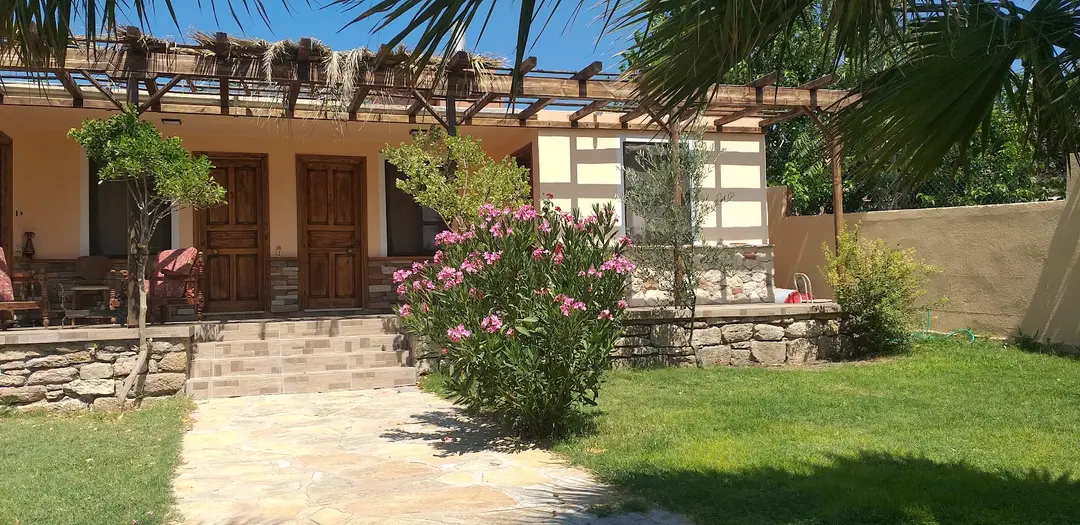 Troia Pension & Camping
