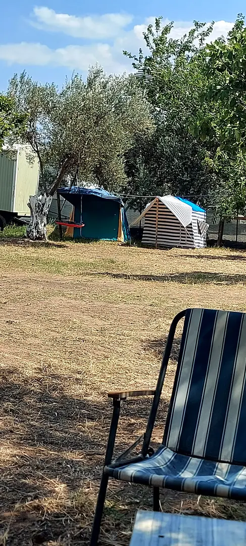 Dostlar Bahçesi - Çadır Karavan Kamp Alanı + oda — Çanakkale — küçük resim 5